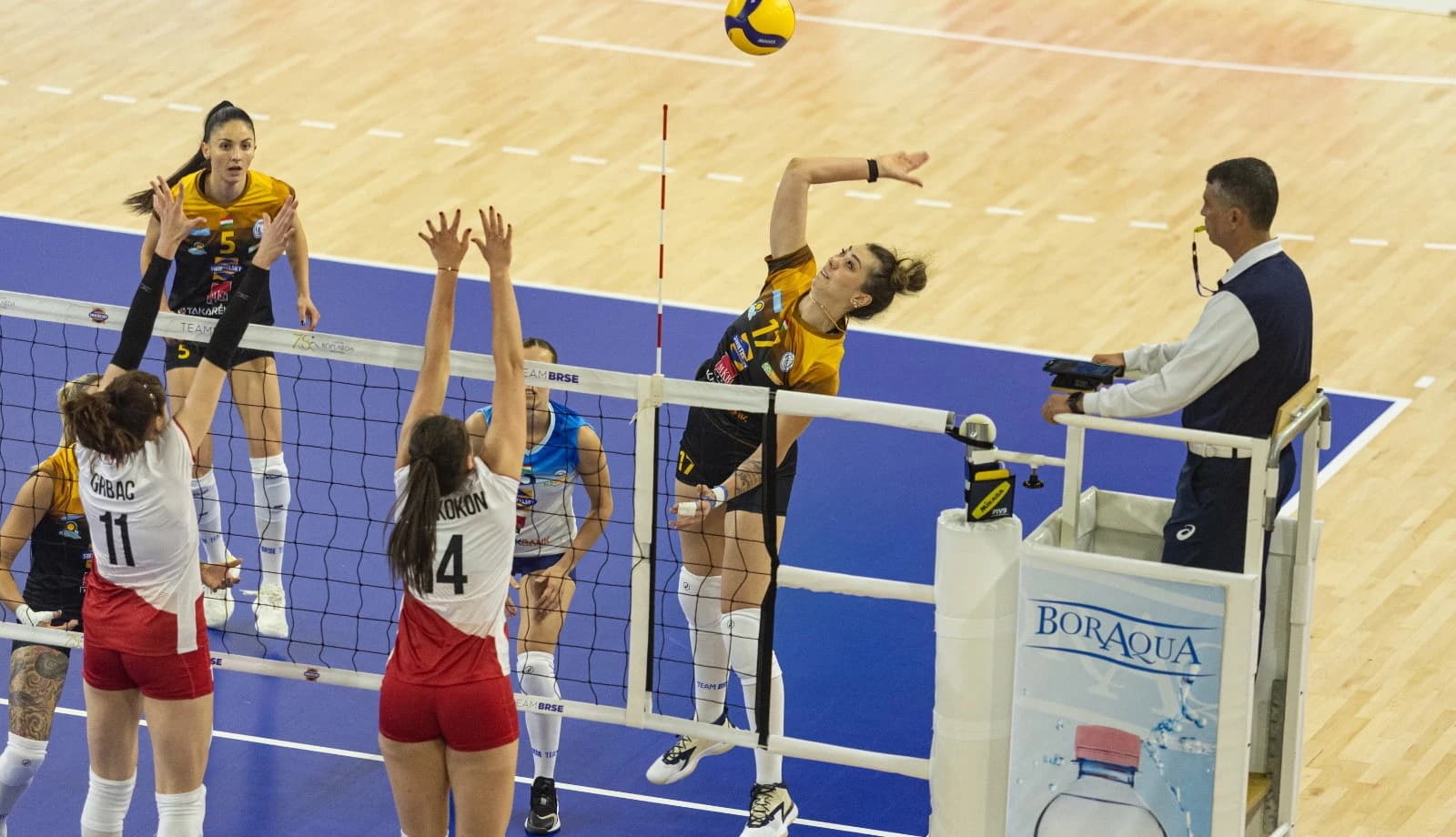Swietelsky-Békéscsaba – SC Prometey Dnipro 3:0 (25:17, 28:26, 25:15)