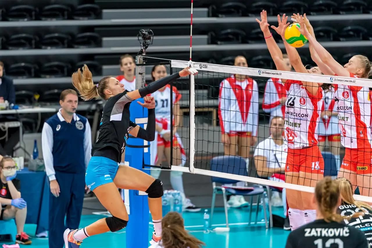 Calcit Volley Kamnik still in contention for the 4th round of CEV Champions League