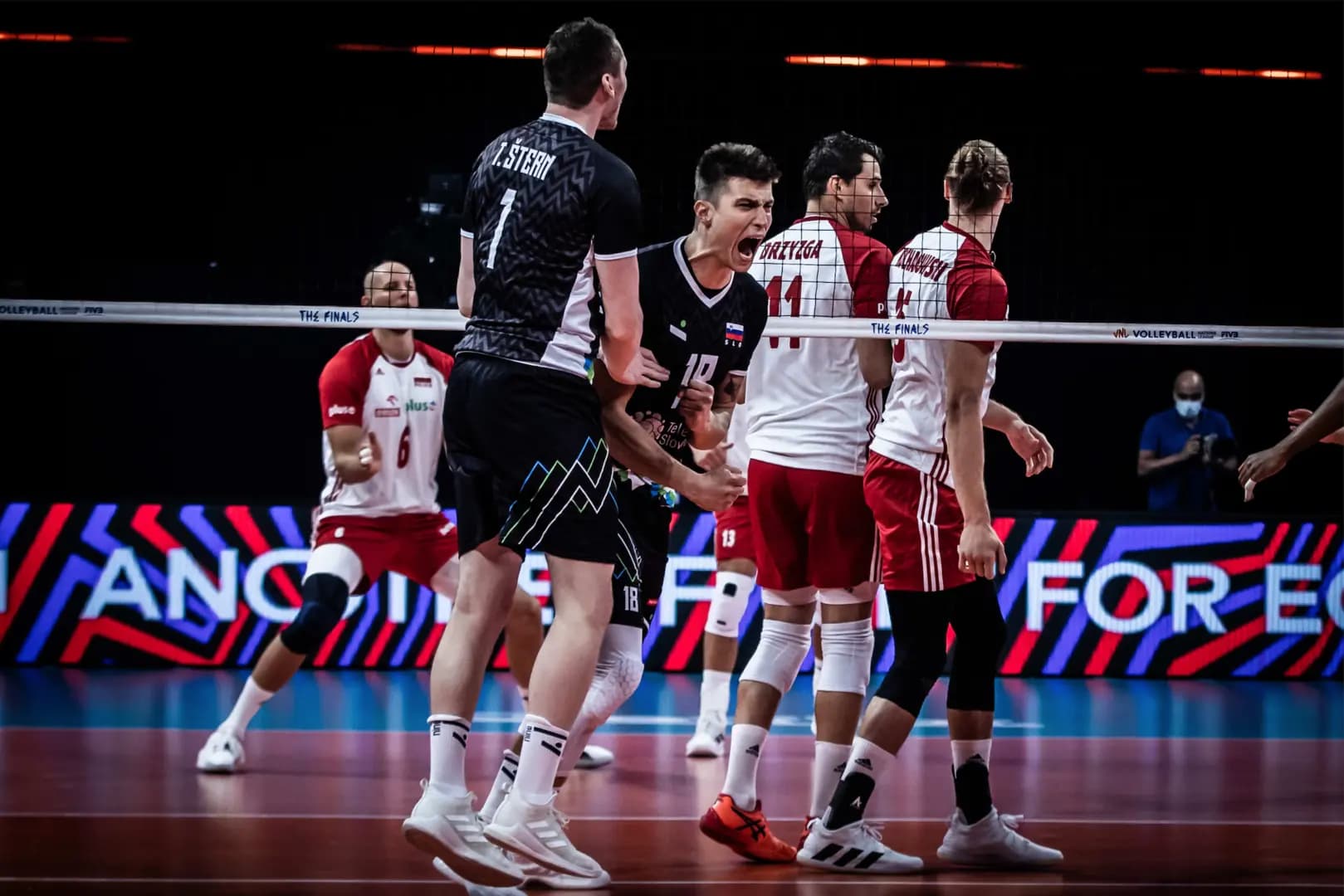 After the Semifinal against Poland, Slovenia to play France in VNL Bronze Medal match