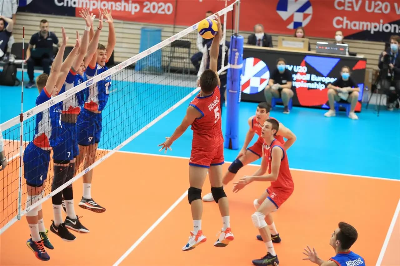 Already the second five set match for the Czech Republic at #EuroVolleyU20M