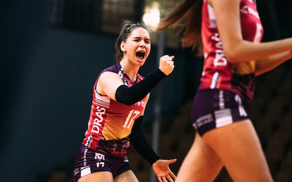 Change at the top of the table in the women’s competiton