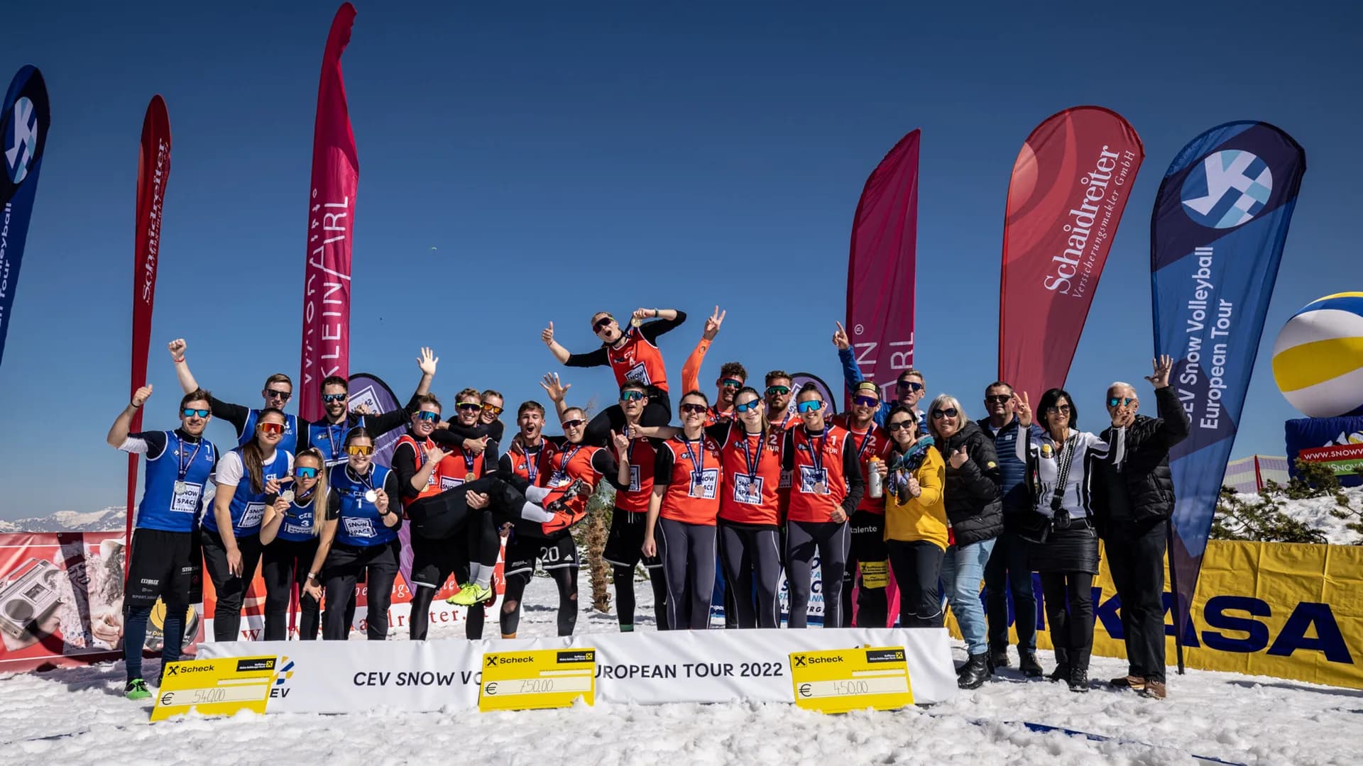 Sunny Wagrain brings the Snow Volleyball European Tour to an end