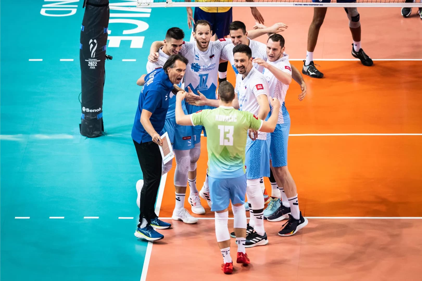 Cretu extends his contract with Slovenia’s national team