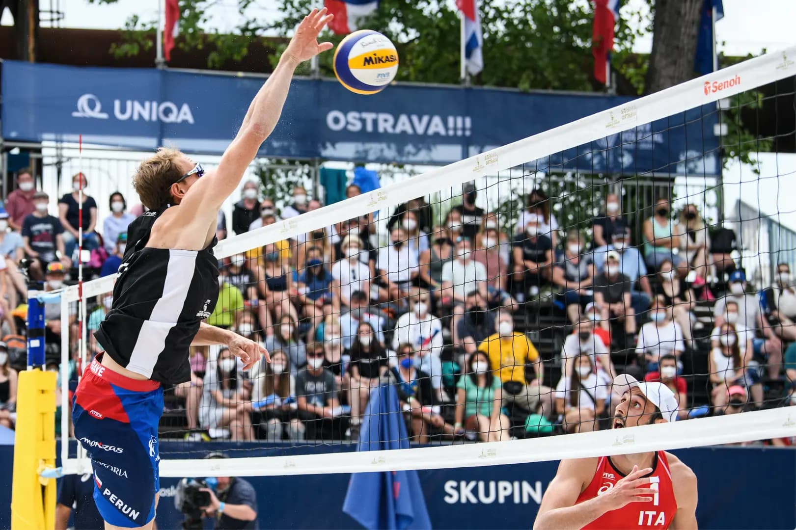 Perusic/Schweiner attacking the final in the Ostrava 4-Star: Watch Live On Youtube