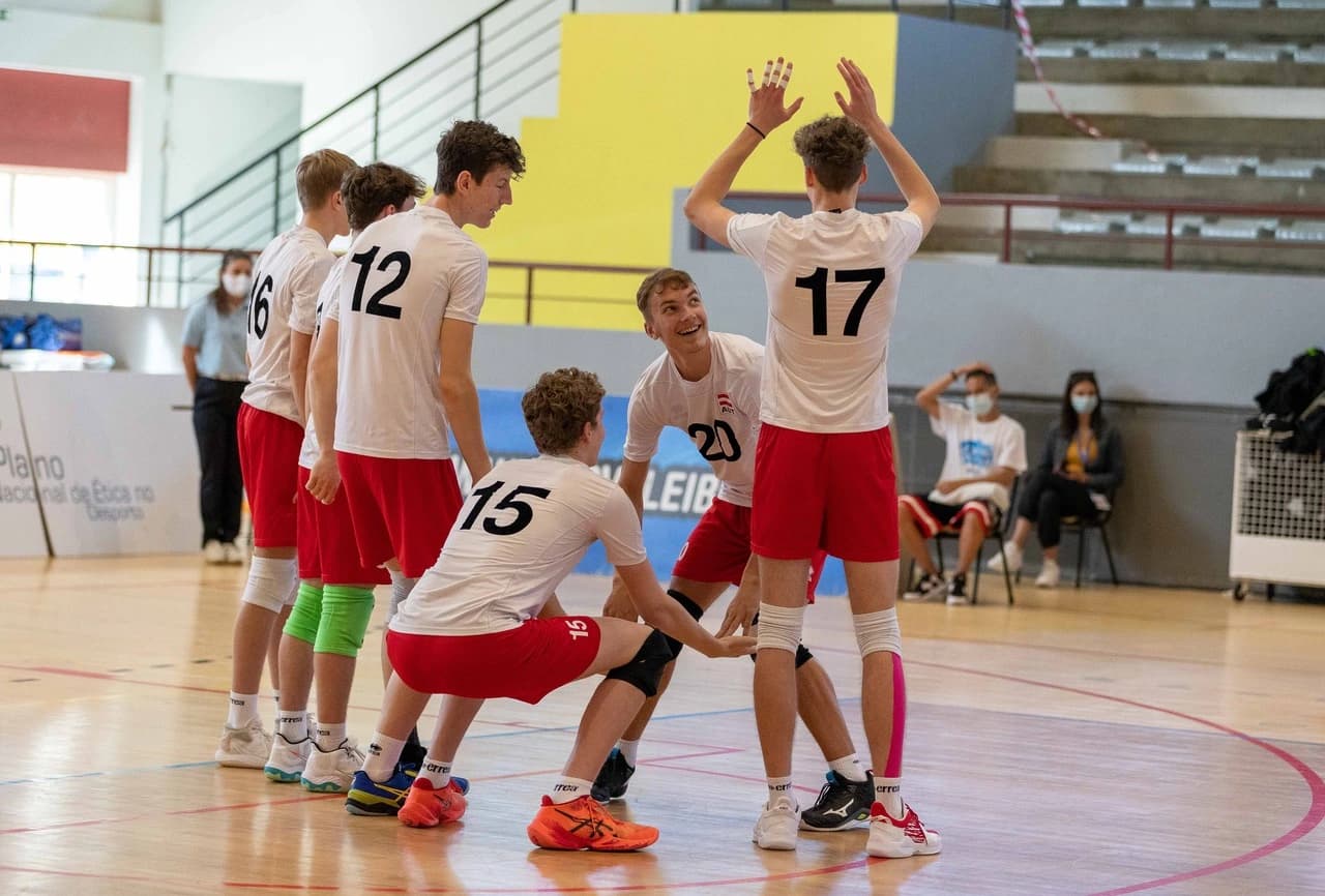Austria fights back to earn an important point in the #EuroVolleyU17M qualifier