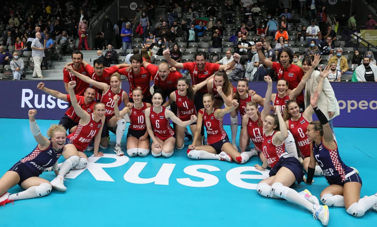 Croatia and Bulgaria to meet in #EuroLeagueW gold medal showdown