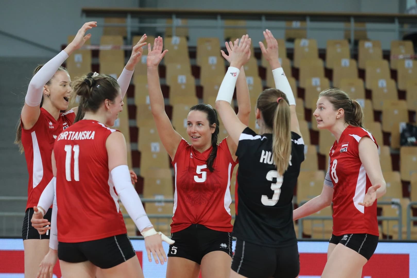 Austria and Slovenia Cement Their Positions in Pool A Ahead of the #EuroLeagueW Silver Final 4