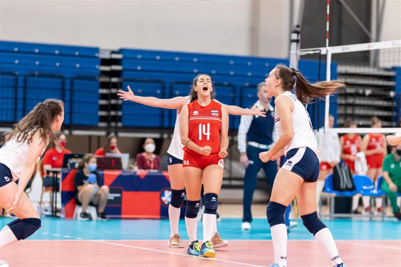 Successful day for both Slovakia and Slovenia at #EuroVolleyU17W