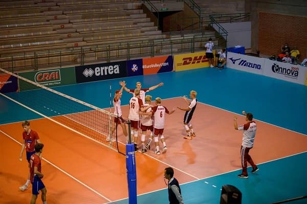 Czech Republic loses to Poland in the #EuroVolleyU18M opening match