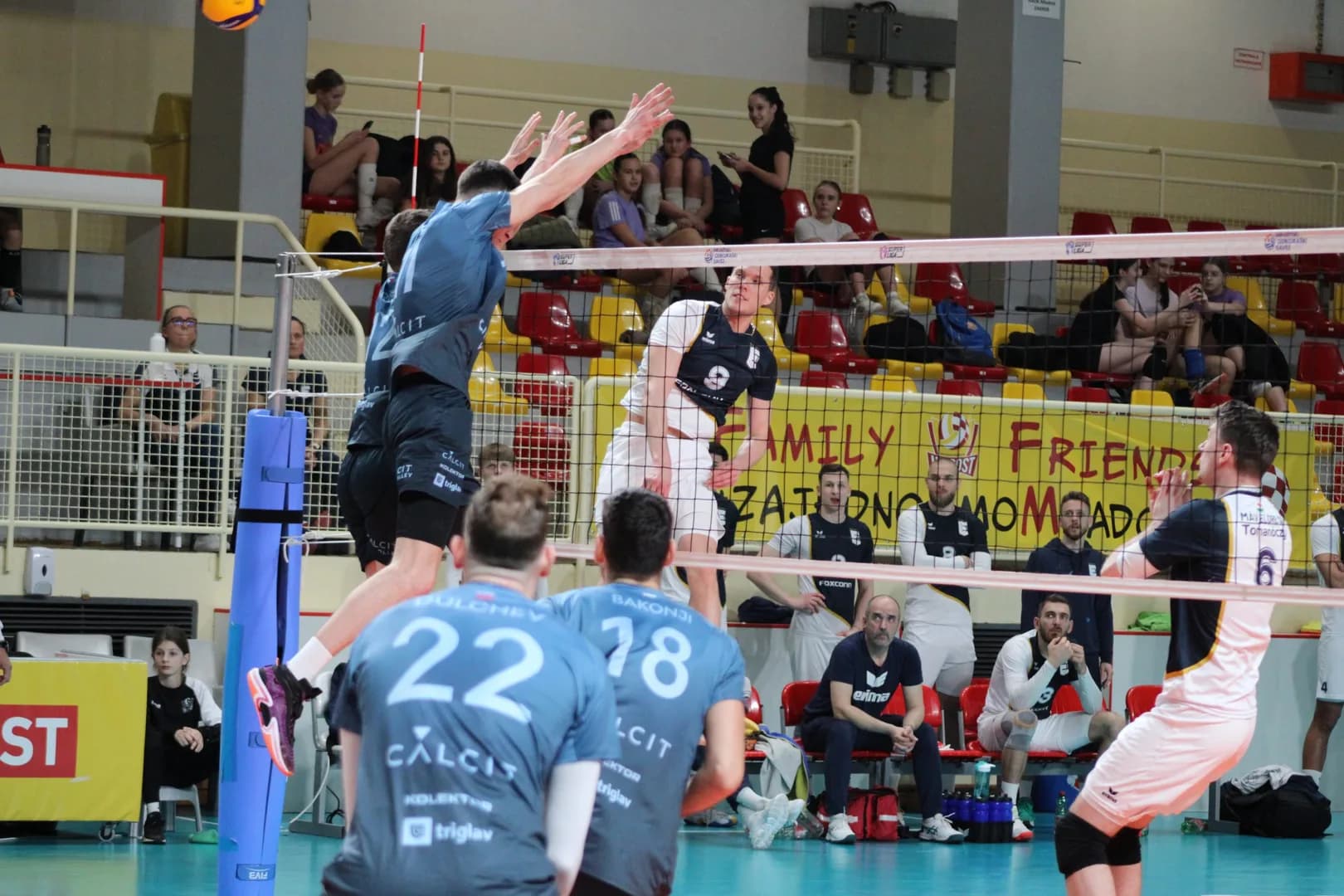 MAV Elore-Foxconn’s Surprising Start Against Favored Calcit