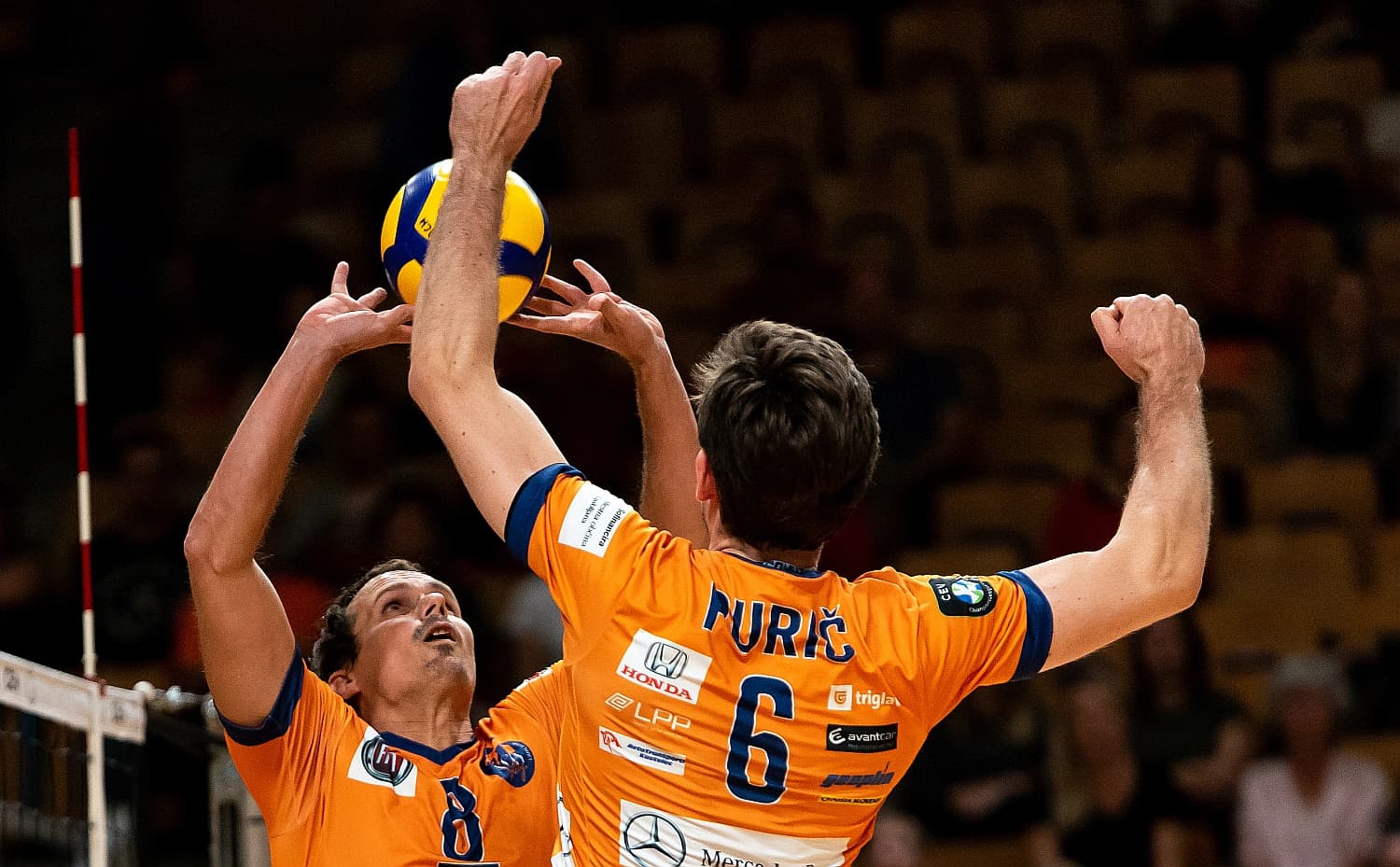ACH Volley secure third away win in a row to take the lead