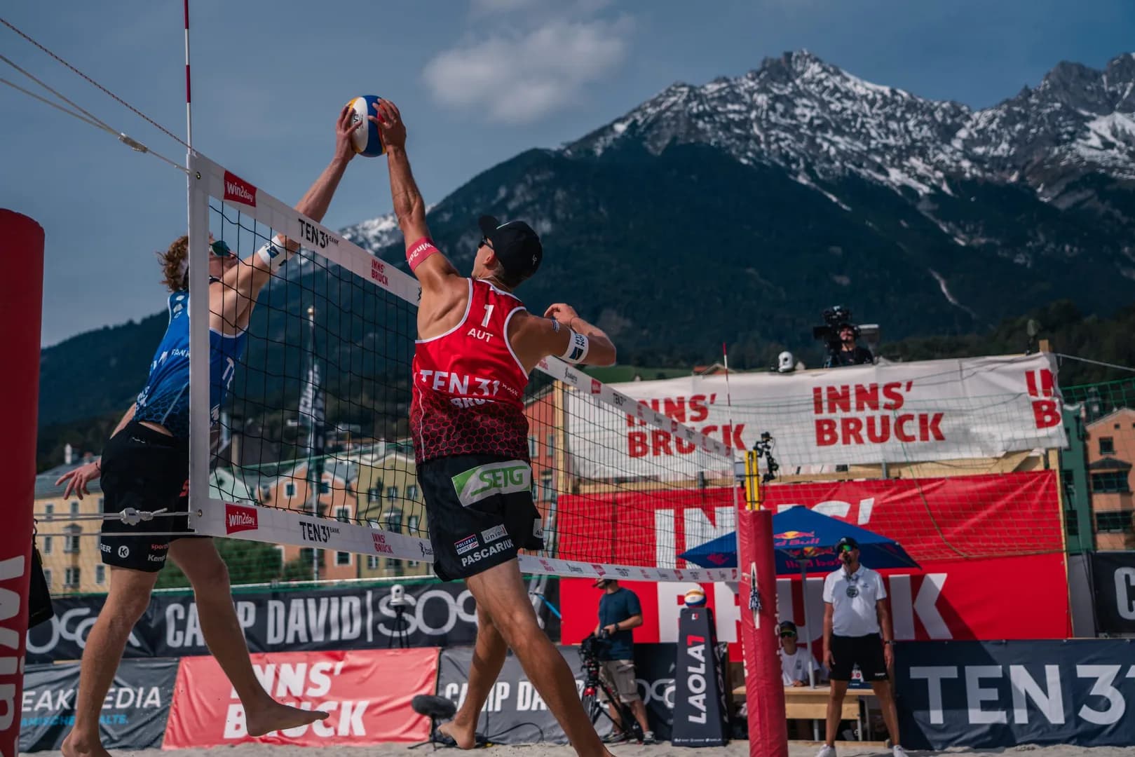Austrian Athletes Sweep Men’s Finals: Championship in Innsbruck Comes to a Thrilling Close