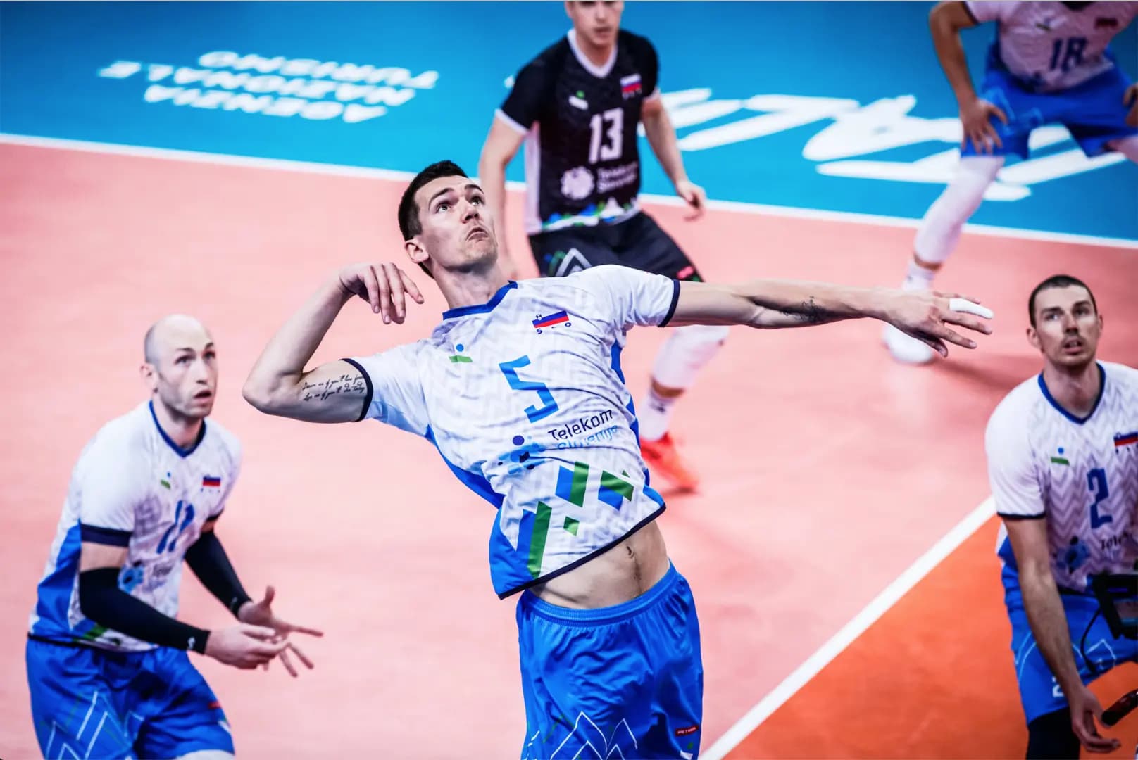 Slovenia celebrates a big comeback win over France; holds on to a Final Four spot after VNL Competition Day #8