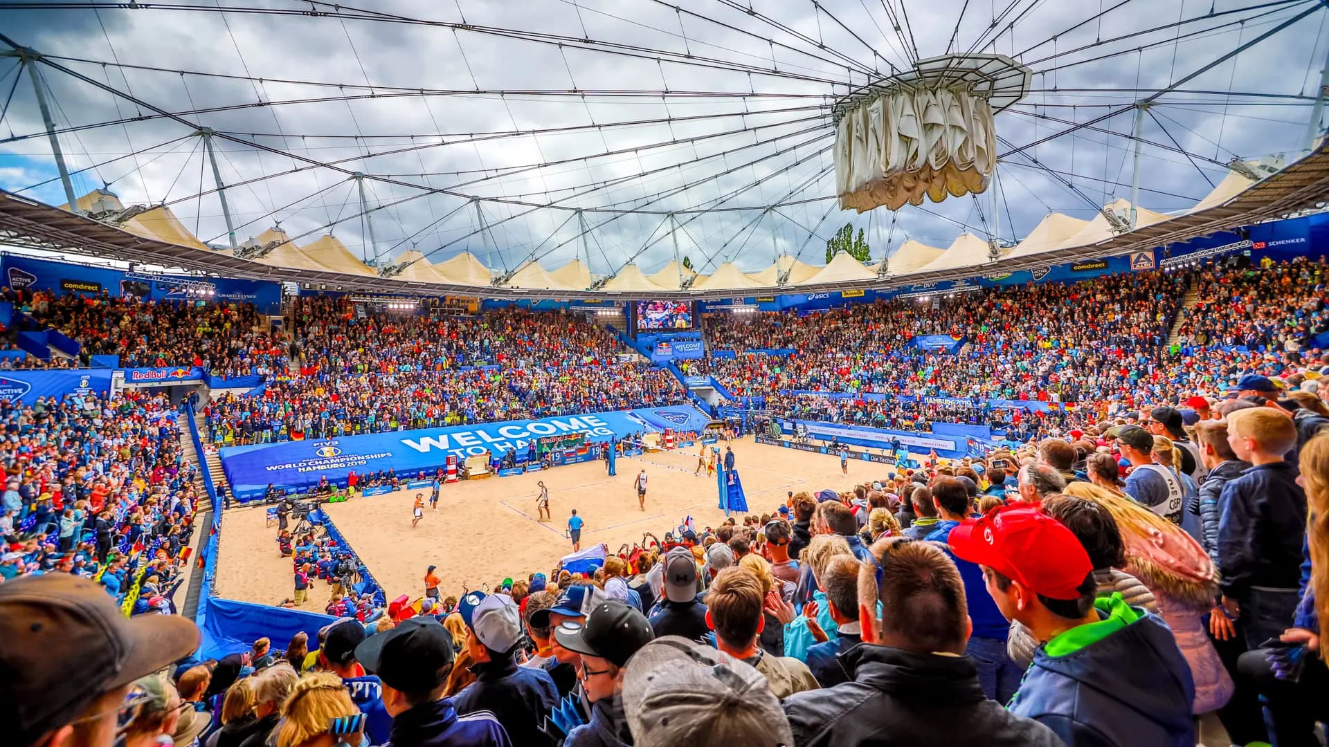 First ever international Beach Volleyball Club Competitionat the MEVZA Beach Volleyball Club Championships inVienna