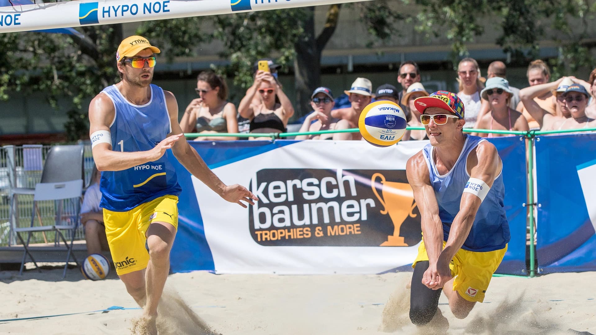 Friedl/Pfeffer and Seidl/Waller win on Danube Island