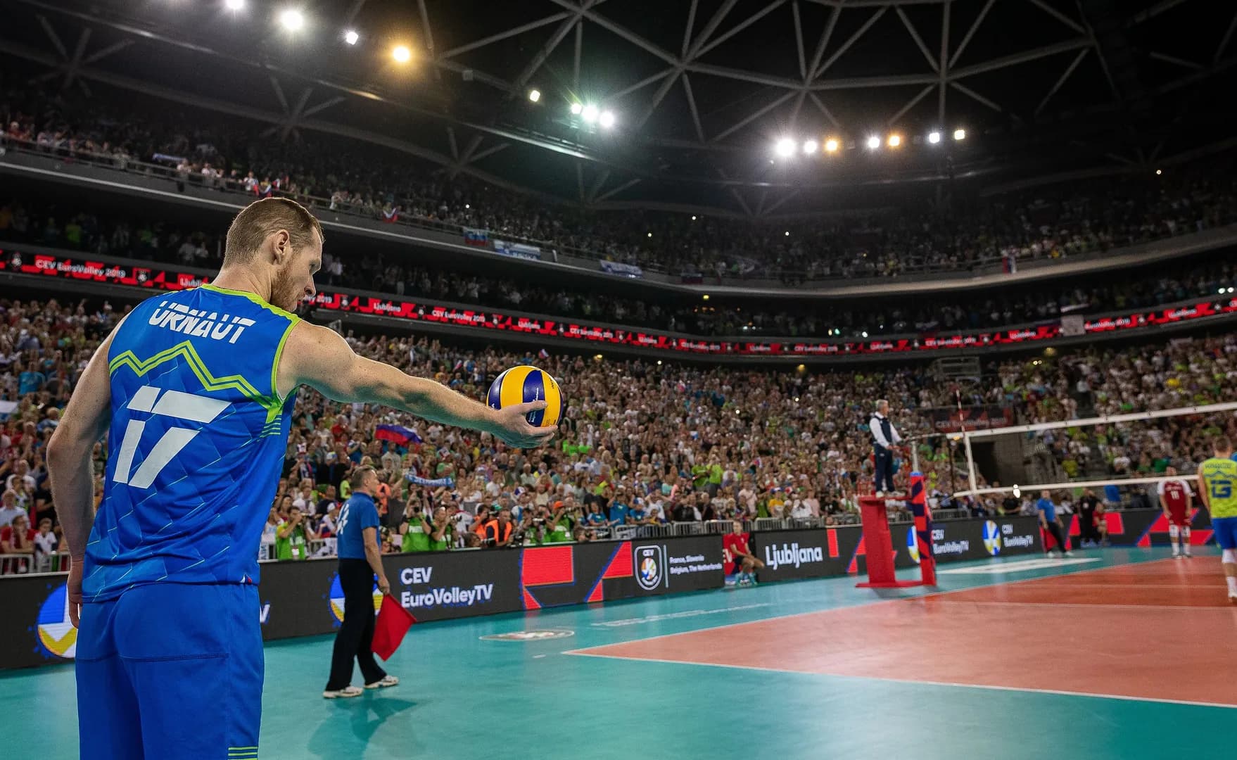 Co-hosts Slovenia overpower world champions Poland to reach EuroVolley final against Serbia! Poland clinch bronze