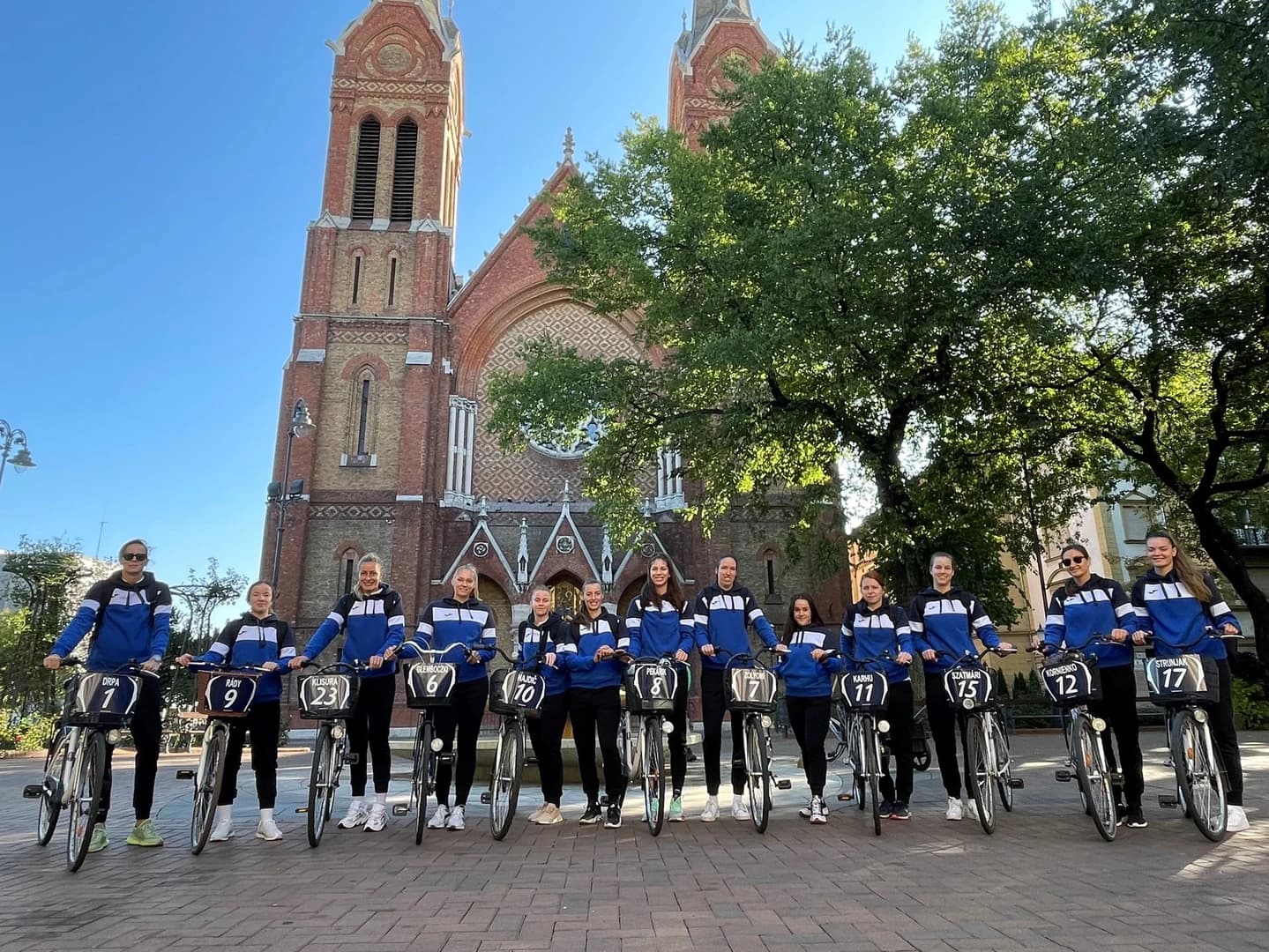 Hungary’s top team joins World Car-Free Day for seventh straight year
